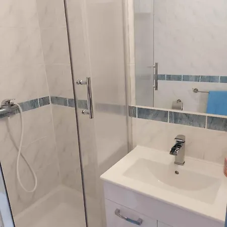 With Parking Space - 23346 Апартаменты Водице