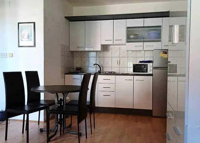 Appartement With Parking Space - 23346 Vodice